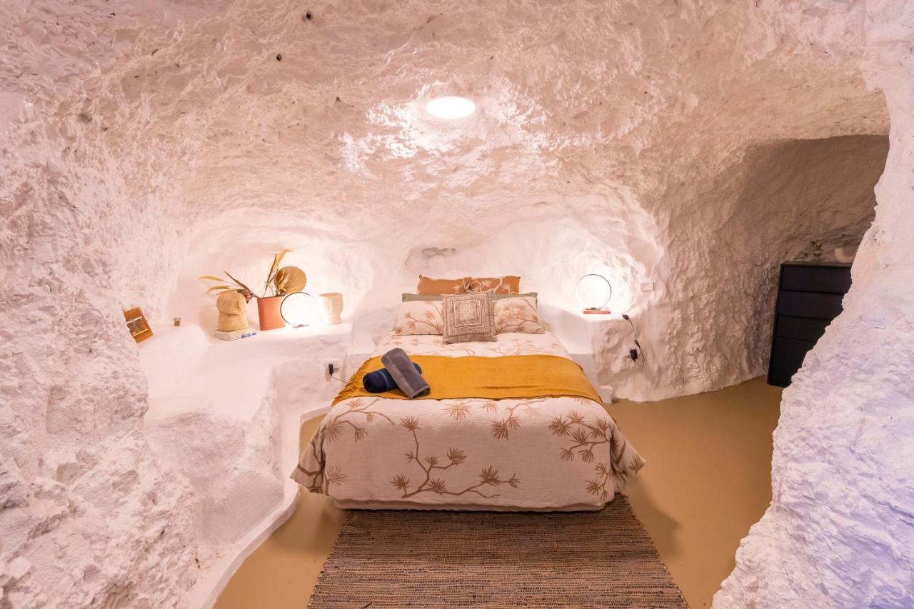 White Cliffs Accommodation -Daybreak Dugout - Unique Cave House Esterno foto