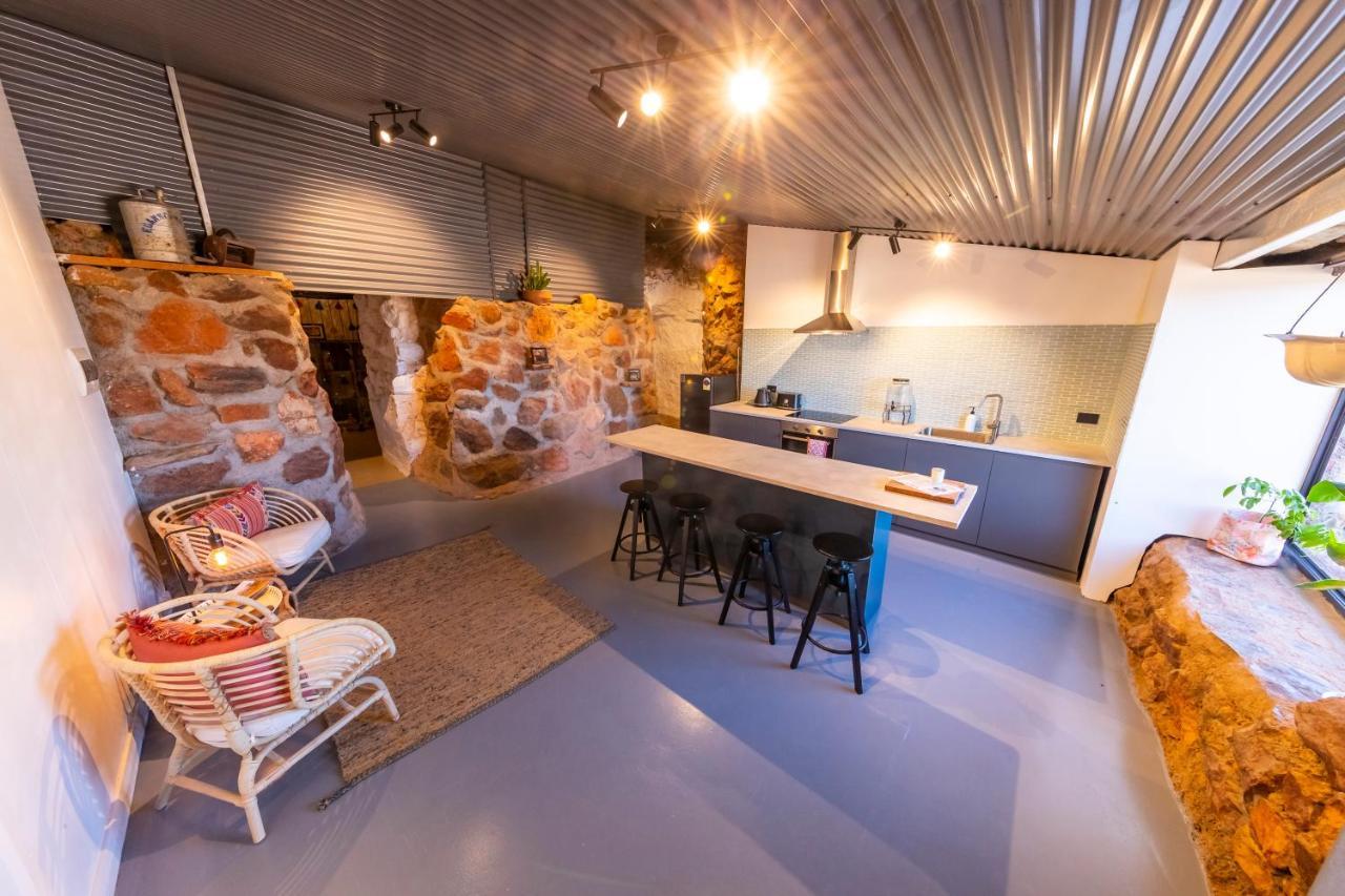 White Cliffs Accommodation -Daybreak Dugout - Unique Cave House Esterno foto